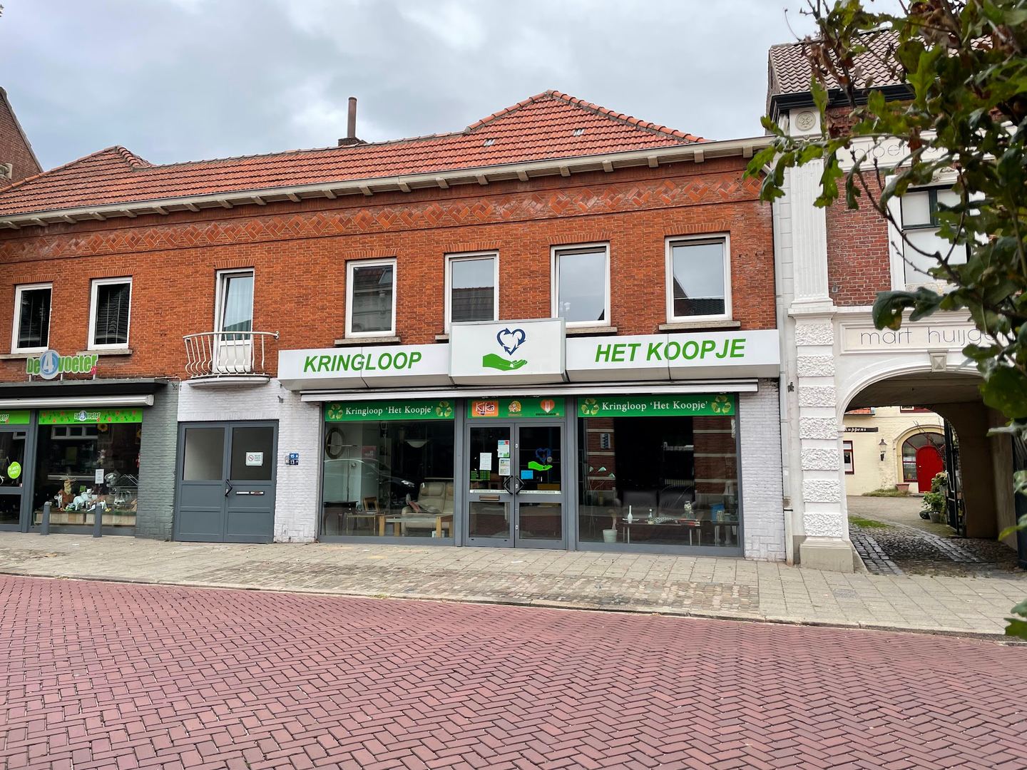 Buitenaanzicht van Kringloop Het Koopje in Weert.