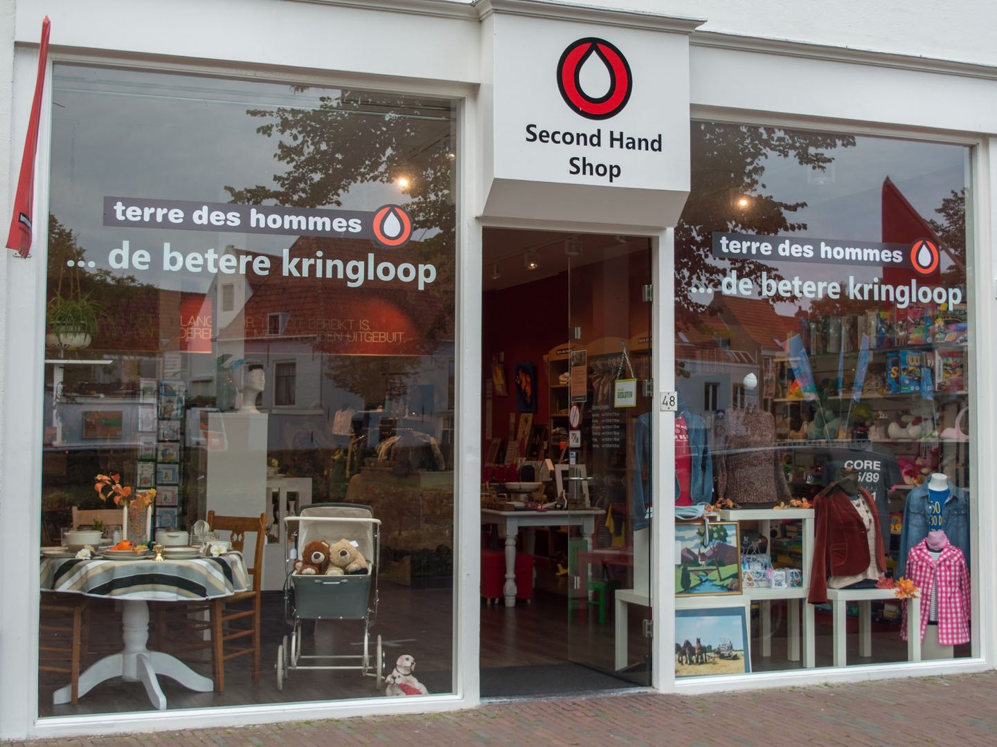 Winkelpui van Terre des Hommes Middelburg in Middelburg